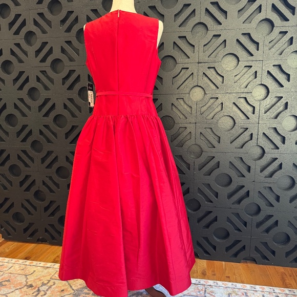 NWT Karl Lagerfeld Paris | Taffeta Drop-Waist Ball Gown - Picture 8 of 14